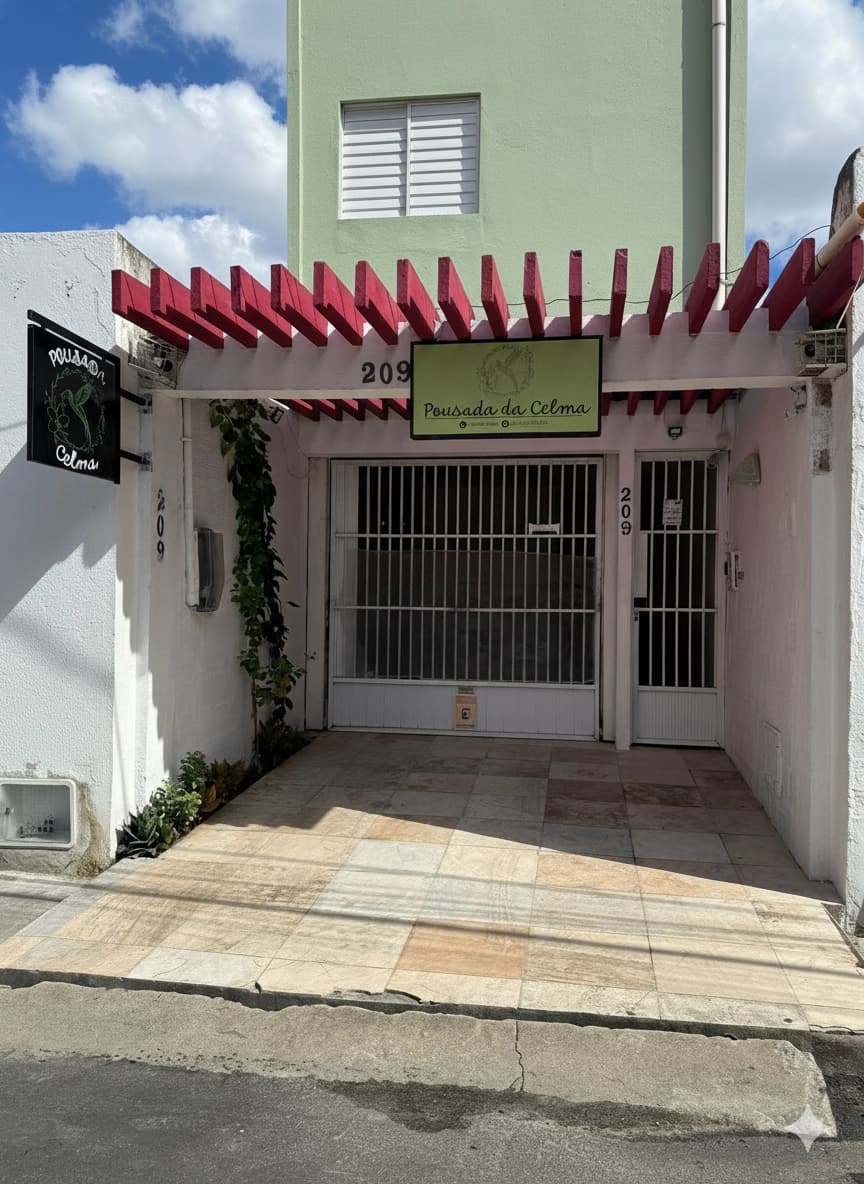 Entrada da Pousada da Celma